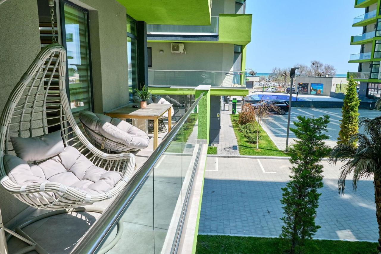 Bamboo Sea View Apartment - Spa Pools Resort And Parking Mamaia Eksteriør billede