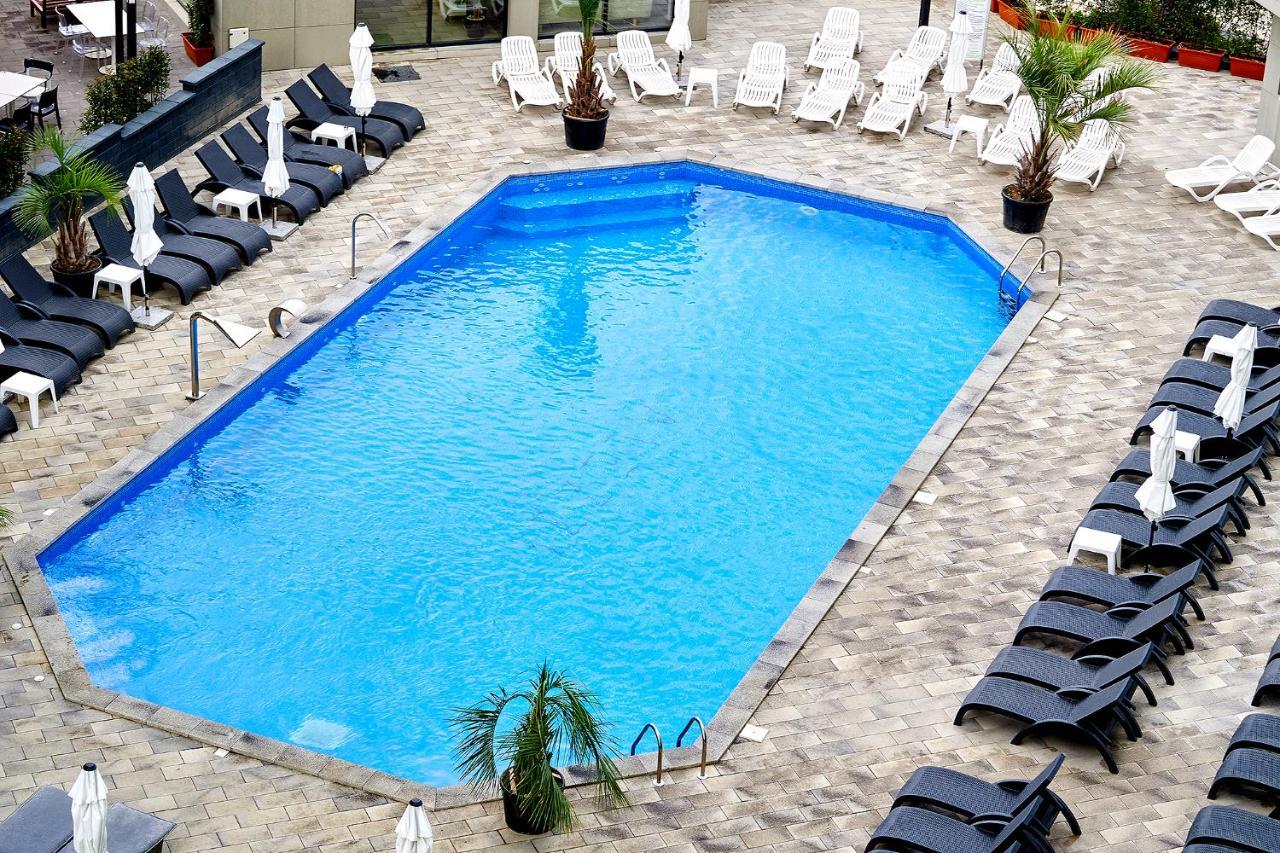 Bamboo Sea View Apartment - Spa Pools Resort And Parking Mamaia Eksteriør billede